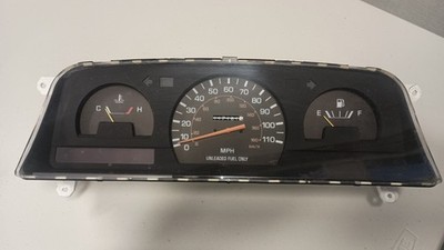 1989-1995 Toyota Pickup Truck Gauge Cluster 117k miles 769808-702