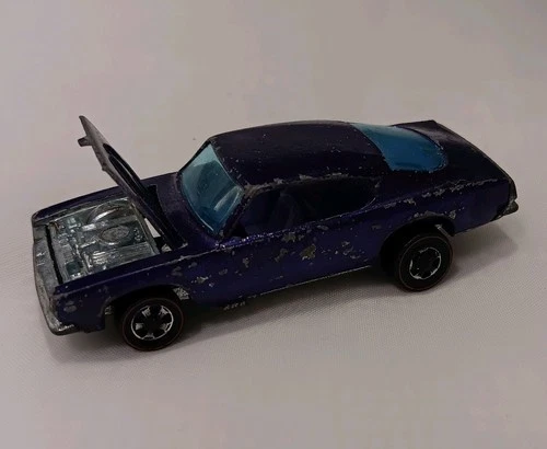 Hot Wheels Redline Custom Barracuda  Purple 1967 Hong Kong