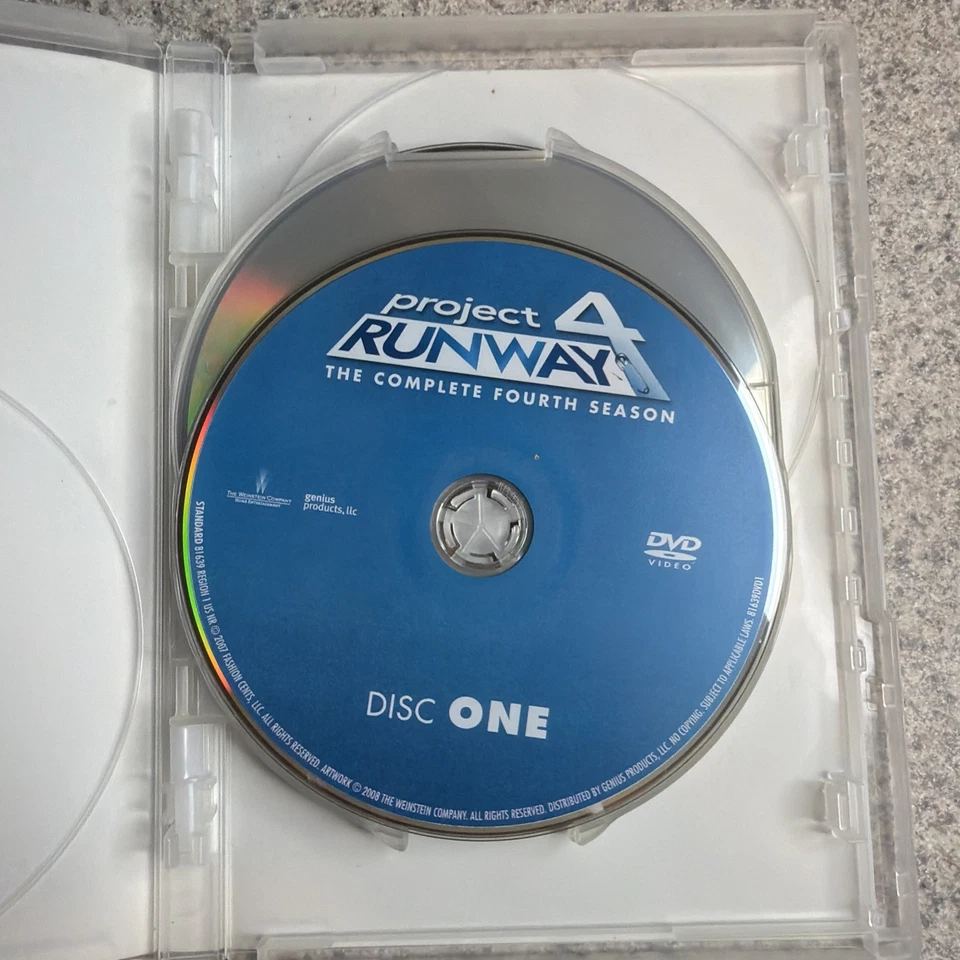 Project Runway: Season 4 - DVD By Heidi Klum - VERY GOOD - Image 3 of 4