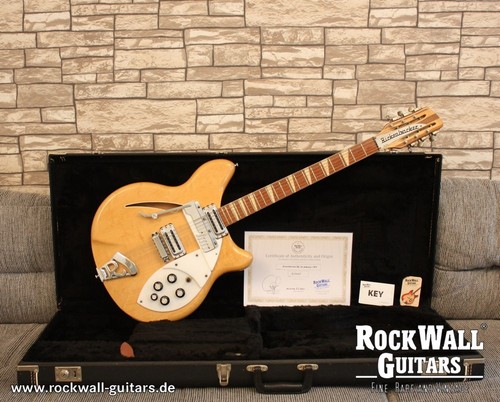 Rickenbacker 366-12 Convertible Mapleglo 1967 - Picture 2 of 8