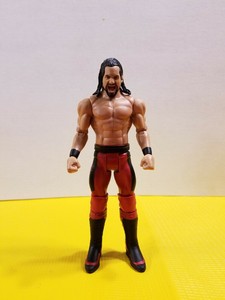 wwe top picks figures