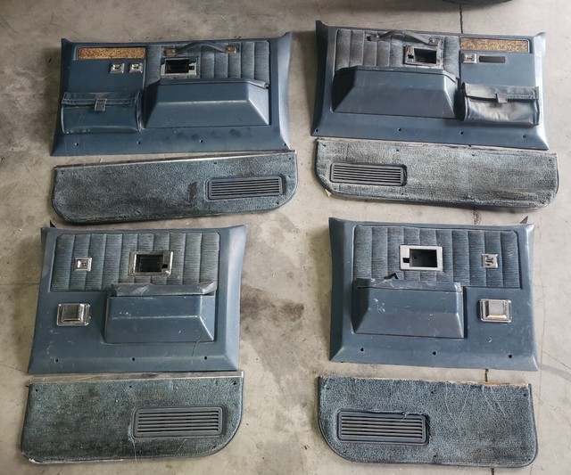 8191 1990 Chev GMC Silverado Suburban Crew Cab BLUE Door Panels Set Of