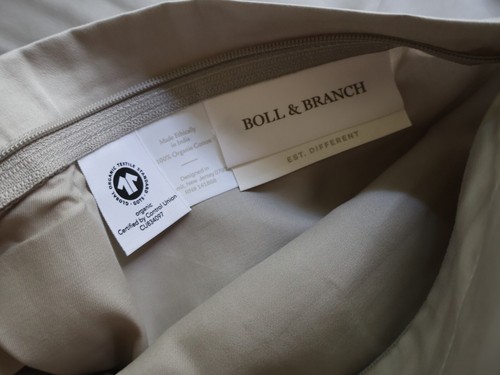 New 3 PCS Boll & Branch Signature Hemmed Duvet cover & KING 2 SHAMS Shore Gray - Picture 3 of 6