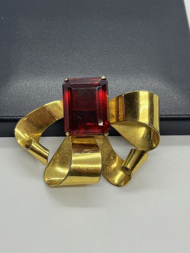 Coro signed gold over sterling silver large bow brooch pin red glass stone - Picture 2 of 14