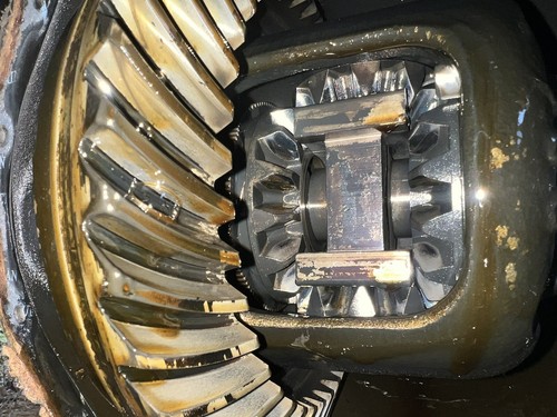 REAR DIFFERENTIAL 99-07 Chevy Silverado GMC Sierra 2500 REAR AXLE 3.73 GT4 G80 - Picture 4 of 12