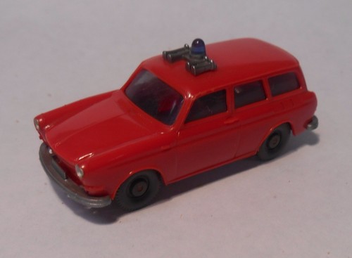 Wiking Alemania HO 1:87 60 1040 VW Volkswagen 1500 Variant Bomberos Rojo | Zustand: Used