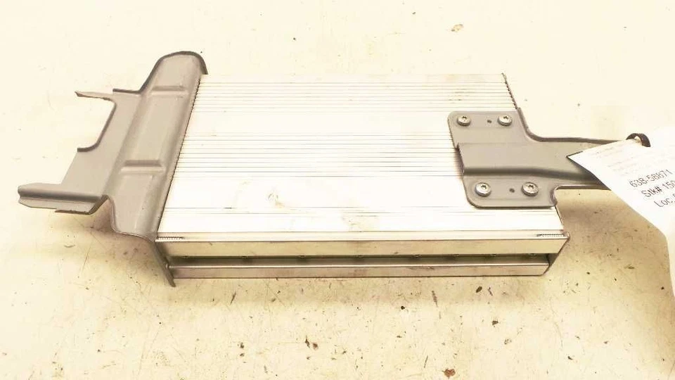 05-07 丰田 AVALON 收音机/音响放大器单元组件 — 第 2/4 张图片