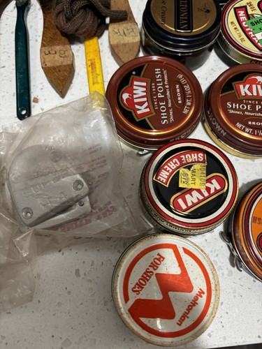 Vintage Lot Boot & Shoe Shine Brushes Buffers Polishers Tins Kiwi Laces - Picture 16 of 23