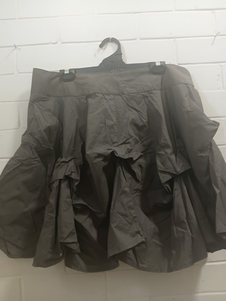 Dorothy Perkins Women’s Olive Solid Cotton A-Line Gathered Pleated Skirt EU44
