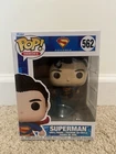 Funko Pop! Heroes DC Comics - SUPERMAN #562 - Vinyl Figure