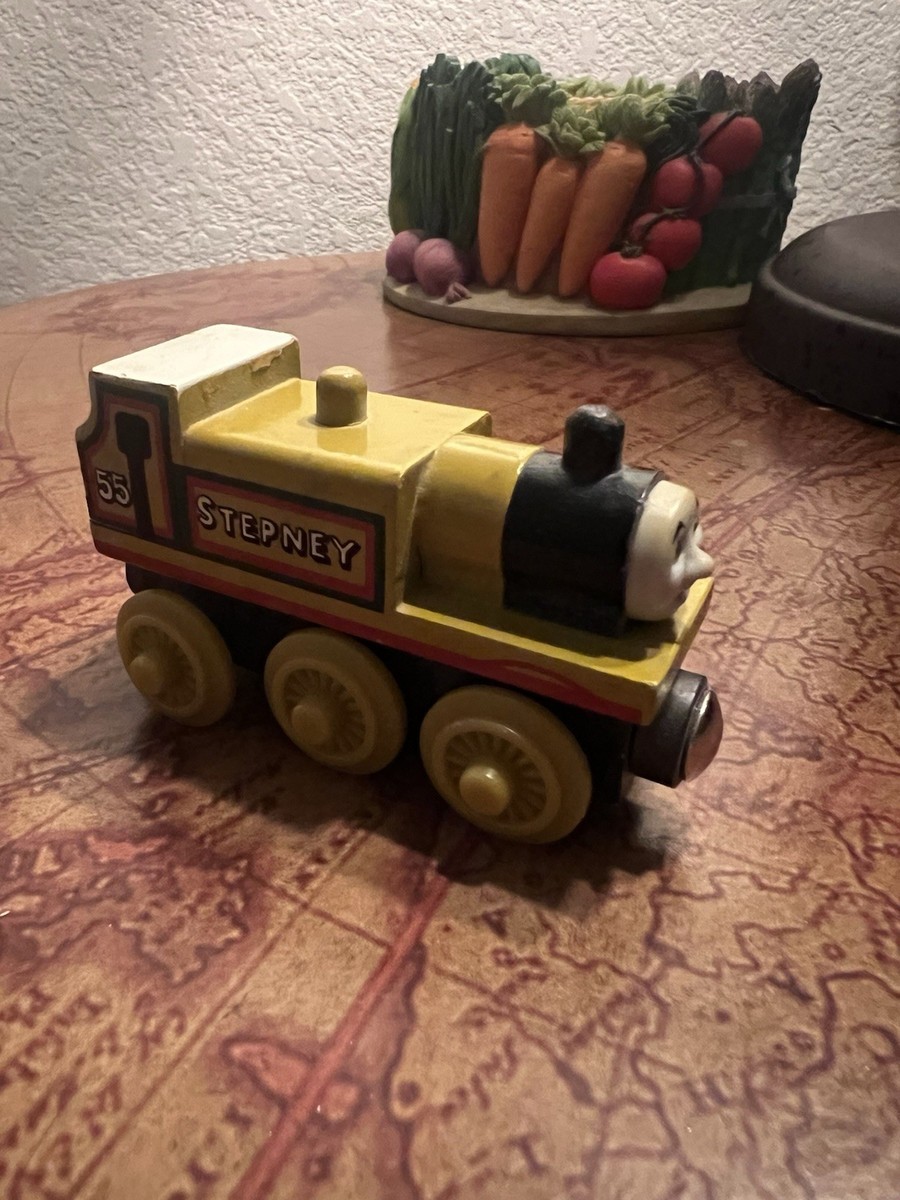 STEPNEY ! THOMAS FRIENDS TRAIN WOODEN 1996 WOODEN FUNNEL FIRST