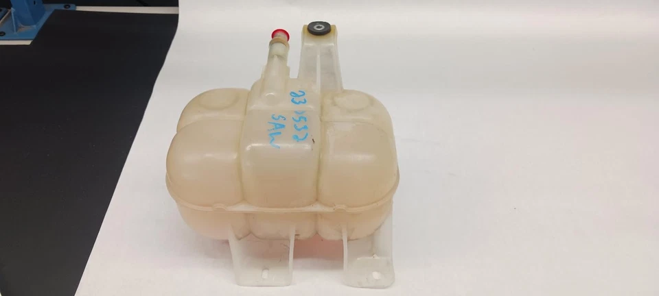 Botella de desbordamiento de refrigerante CHRYSLER PACIFICA '17-'25 OEM ¡6 meses de garantía! Foto 3 de 4