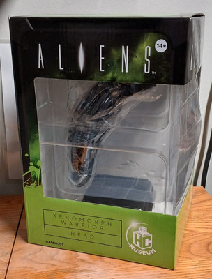ALIEN XENOMORPH WARRIOR HEAD Figure With Stand