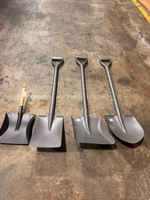 Digging Spade - Heavy-Duty, Rust-Resistant, One-Piece Galvanised Garden Spade