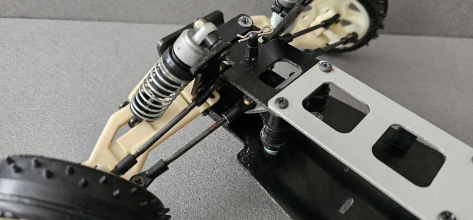 Jamara Valiant 1 by Hobby World 1:10 Vintage 1993 mit Karo wie Team Associated - Bild 4 von 4