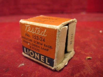 POSTWAR LIONEL 153-24 GREEN  BULB IN OB