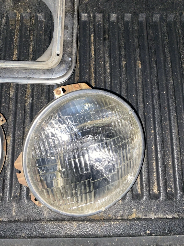 Chevy Chevrolet K10 1977 faros cucharones bisel Foto 4 de 4