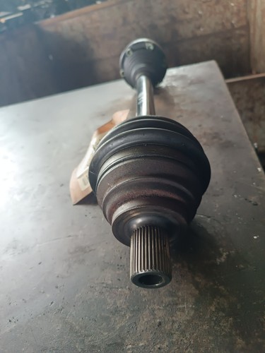 Gelenkwelle Antriebswelle vorne links VW Touran Golf 5 1K0407271AT 177TKM!!!