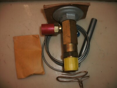 SPORLAN XVE-7-1/2-C THERMOSTATIC EXPANSION ANGLE VALVE 1/2'' SAE X 5/8'' SAE R-22