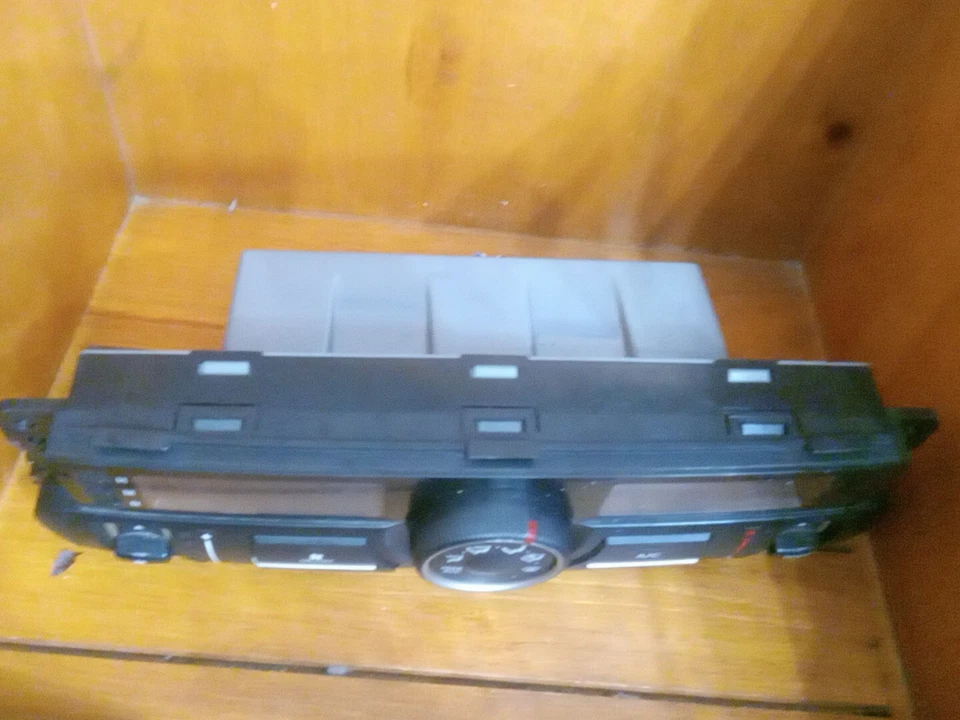 2009 2010 2011 Kia Borrego Temp Heat/AC Control 97250-2JXXX OEM - Image 4 of 4