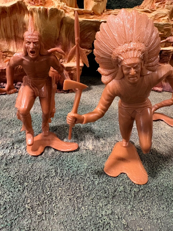 Marx Toy Indians 1964, 6 pulgadas, ¡Lote de 7 marrones! Foto 4 de 4