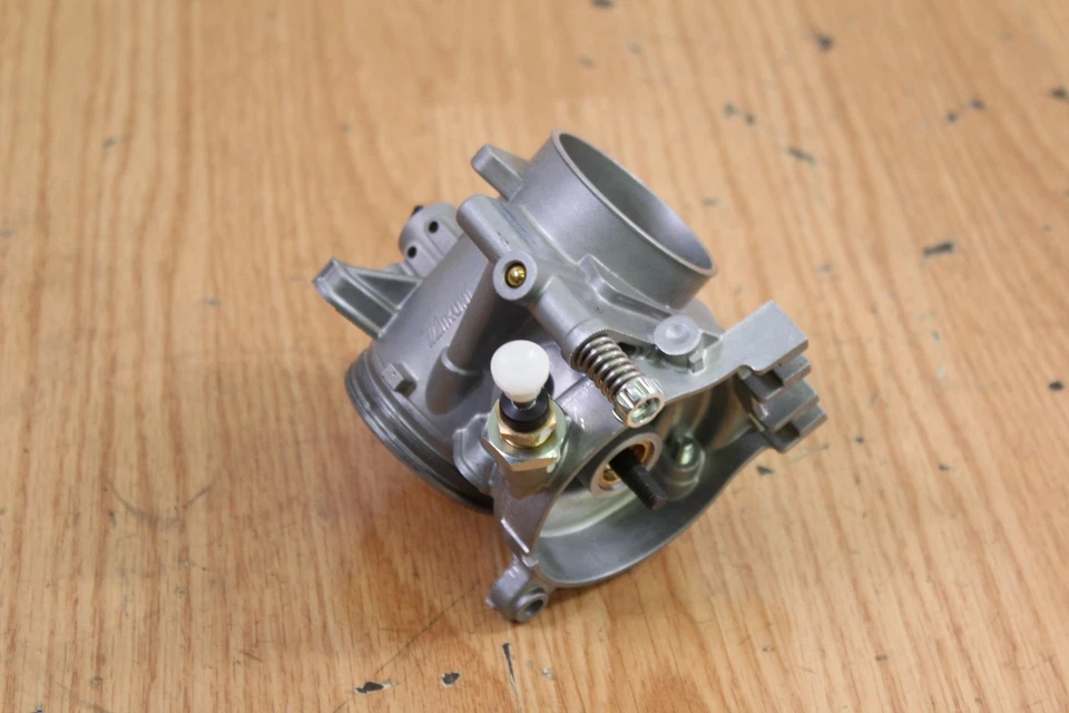 Yamaha YZ250F 2025 carrocería del acelerador (nuevo despegue) Foto 3 de 4