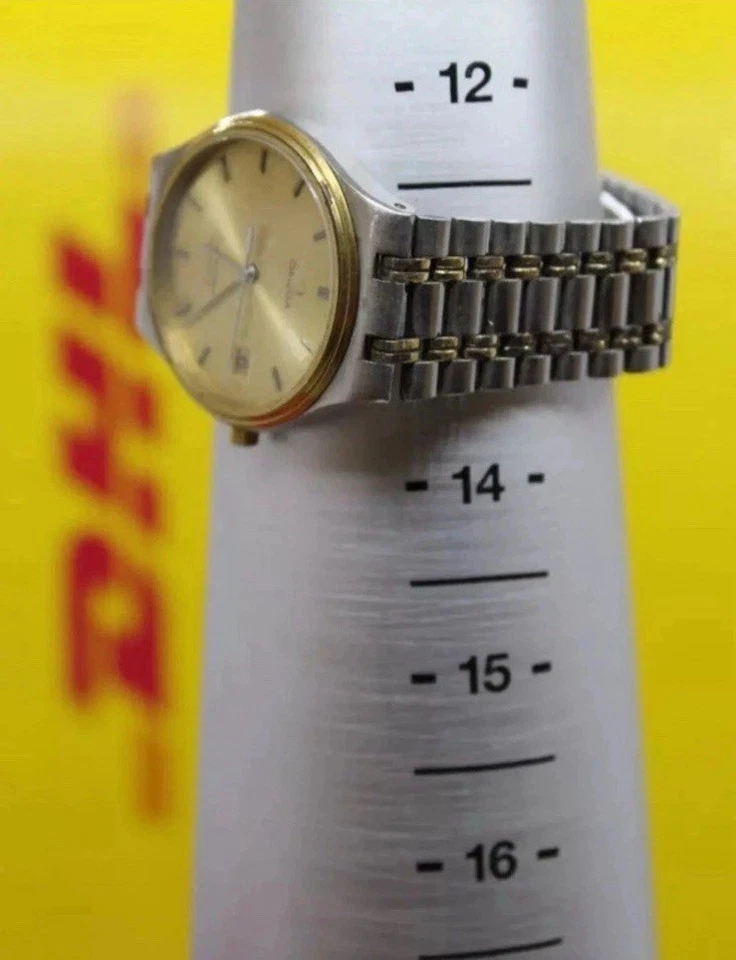 Vintage Omega Seamaster Quartz Men’s Wrist Watch two tone - Image 2 of 4