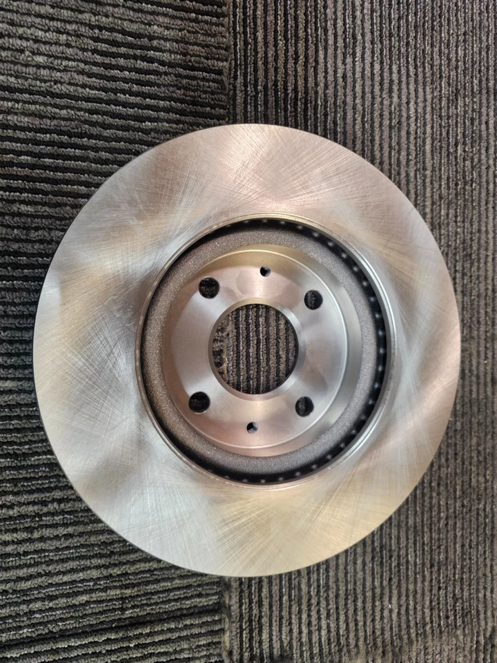 (CANTIDAD 2) Rotor de freno de disco de hierro fundido premium para Ford Focus 2008-2011 YH248774 Foto 4 de 4