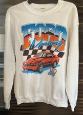 Ford MUSTANG Sweatshirt sz M White Graphic School Car Show Racing 10 Garage