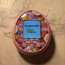 Bandai Tamagotchi Meets Sanrio Characters Pink Virtual Pet Japan Used