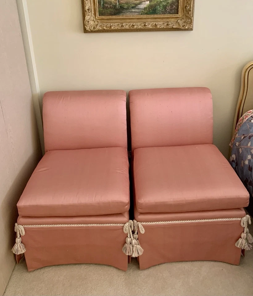 Baker Furniture Luxury Slipper Chair, Rose Color, Pristine, 2 Available - Image 2 of 4