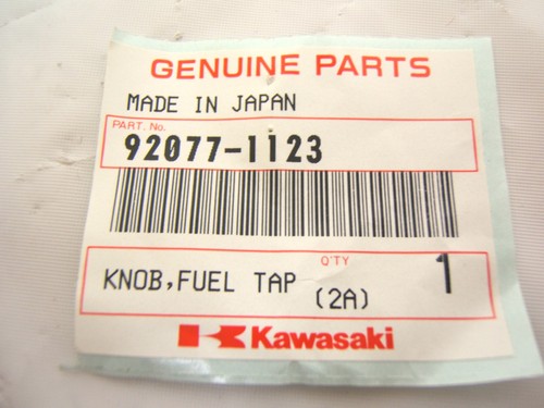 KAWASAKI PETCOCK KNOB FUEL TAP ZX600J ZX600J ZX 600 ZX900C ZX 900 92077-1123 - Picture 3 of 3