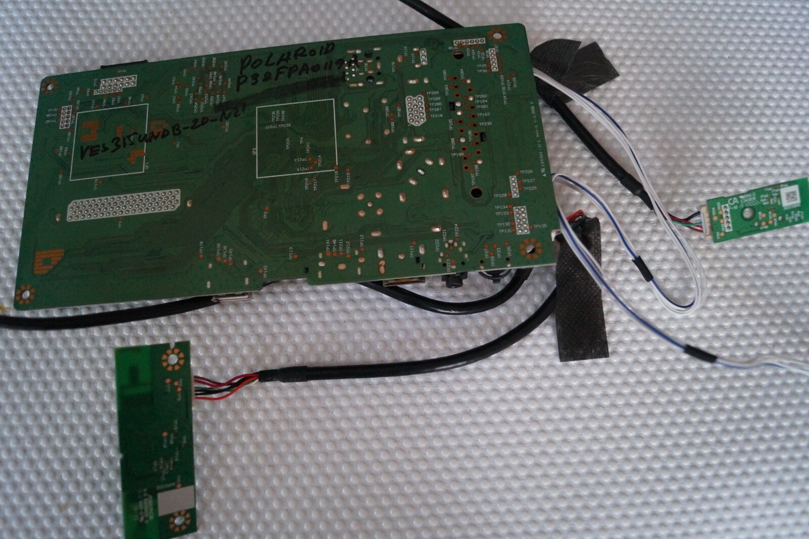 MAIN BOARD 17MB211S 23537402 FOR 32"" POLAROID P32FPA0119A TV, VES315UNDB-2D-N21