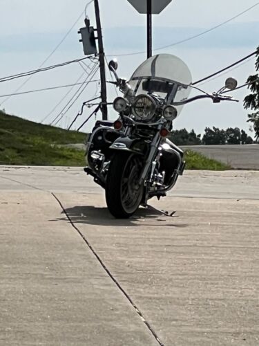 2006 Harley-Davidson Touring - Picture 12 of 12