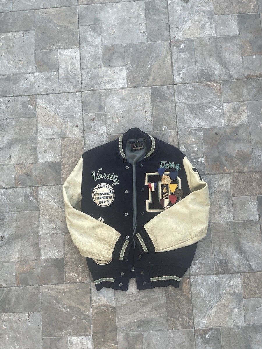 70s USA製 ヴィンテージ スタジャン レターマンジャケット Vintage Navy blue 70s letterman jacket with medals on the patch | eBay