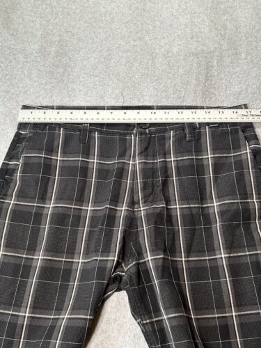 Hurley Shorts Mens W32 Plaid Chino Skating Surfing Hiking Swimming Fishing - Picture 2 of 12