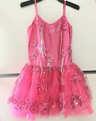 pink sequin dress halloween costume 10 Hot Girl Halloween Costumes to Style at Home with a Pink Sequin Dress