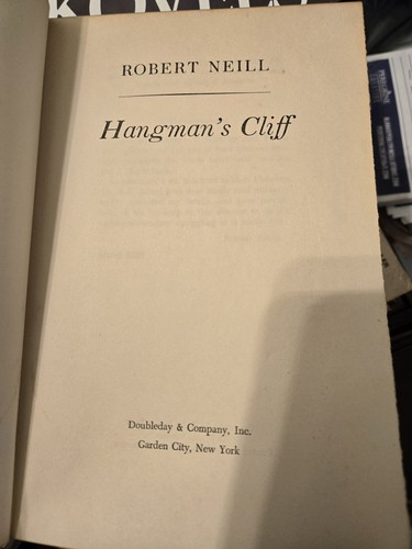 Hangmans Cliff Vintage Novel 1st Ed. No Dust Jacket - Picture 3 of 4