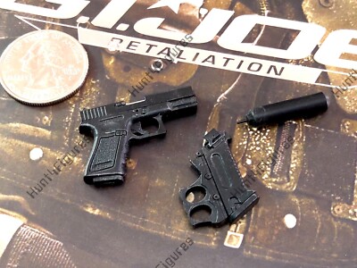 Hot Toys MMS199 G.I. Joe Roadblock 1/6 action figure's handgun