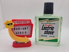 Vintage 1970's Williams Lectric Shave Pre Shave 3oz Glass Bottle Green Full