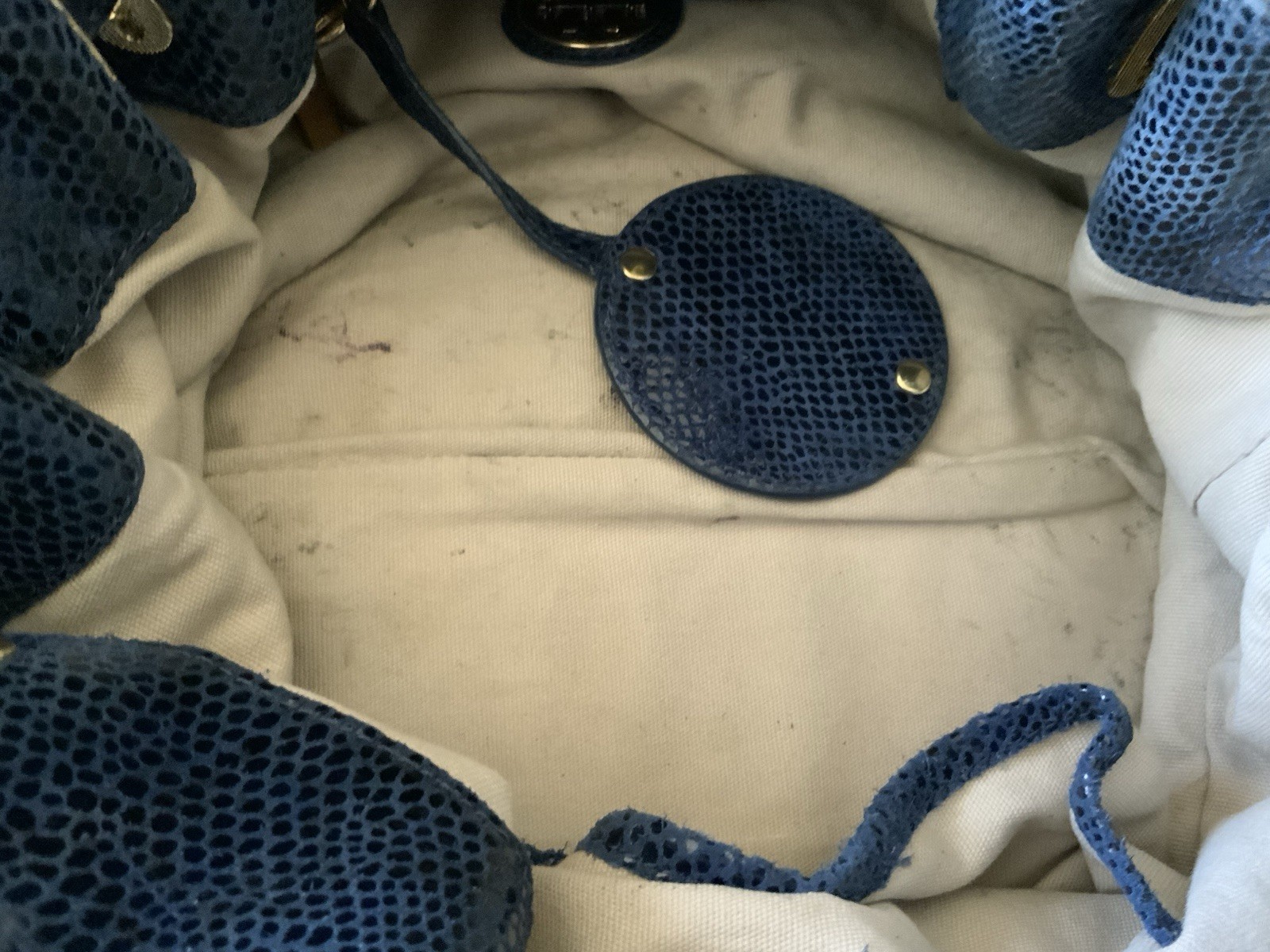 TORY BURCH PYTHON EMBOSSED LEATHER HOBO BAG DEEP … - image 13