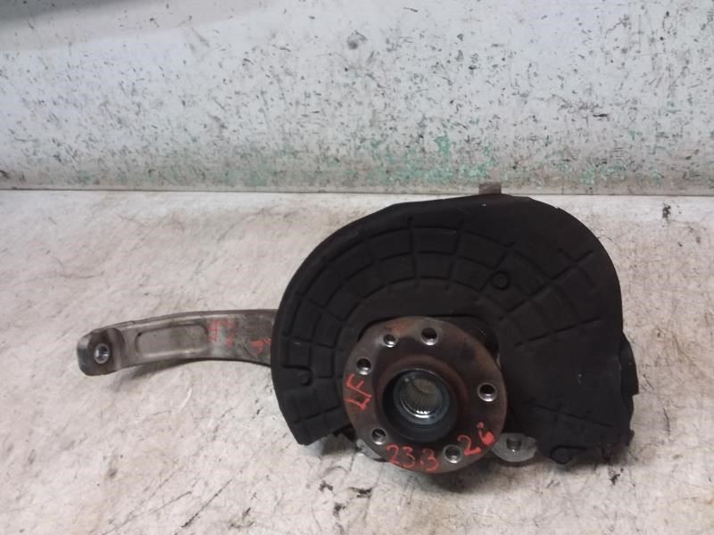 Maserati Levante 2017 Front Left Steering wheel cover