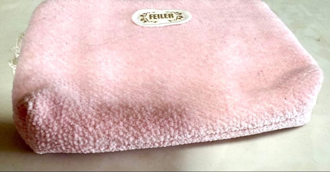 FEILER Animal Pattern Tissue Pouch Case Frill Pin… - image 7