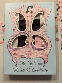 Dita Von Teese Cardigan &ldquo;Mademoiselle Purple Poison&rdquo; Limited Edition