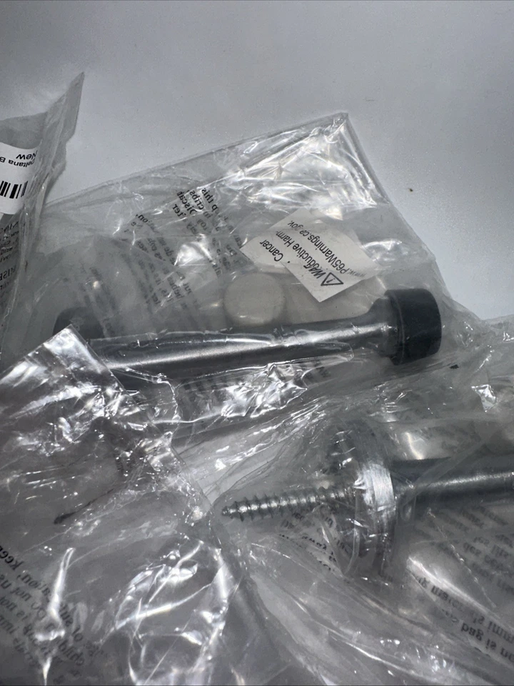 Lote de 4 topes de puerta de zócalo Deltana 3-1/4 latón macizo cromo satinado BDS30 U26D Foto 3 de 4