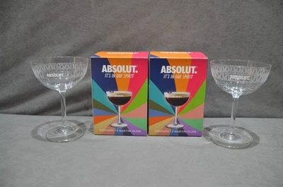 2x Absolut Vodka Martini Style Glass 22cl 220ml Christmas Gift In Box New 2021 - Image 1 of 4