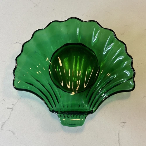Vintage Forest Green Glass Sea Shell Shaped Bowl Anchor Hocking Candy Dish