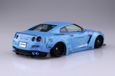 Aoshima 1/24 Scale Liberty Walk(09) Model Car Kit LB Works Nissan