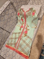 Pakistani Shalwar Kameez