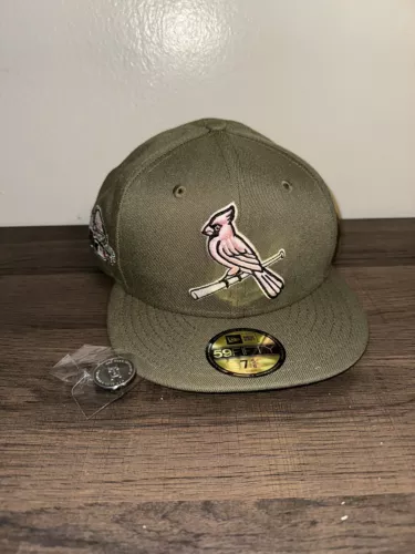Hat Club Exclusive St. Louis Cardinals Fitted Hat with Pin New Era Size 7 5/8